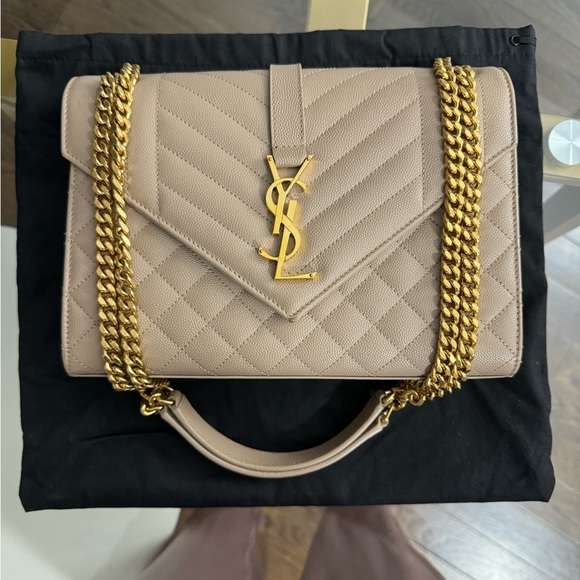 SAINT LAURENT ENVELOPE MEDIUM IN QUILTED GRAIN DE POUDRE EMBOSSED LEATHER - Picture 1 of 7
